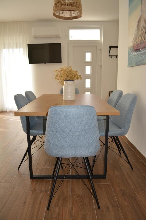 Apartments Antea Pag Town Εξωτερικό φωτογραφία