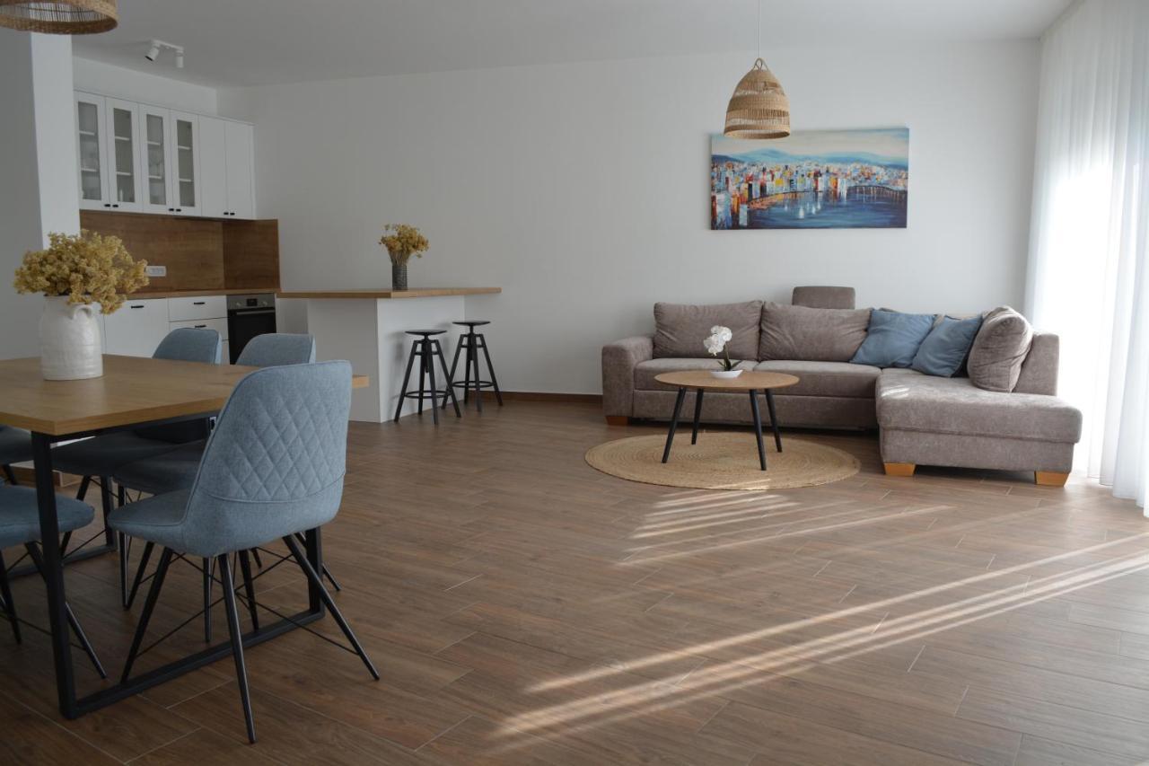 Apartments Antea Pag Town Εξωτερικό φωτογραφία
